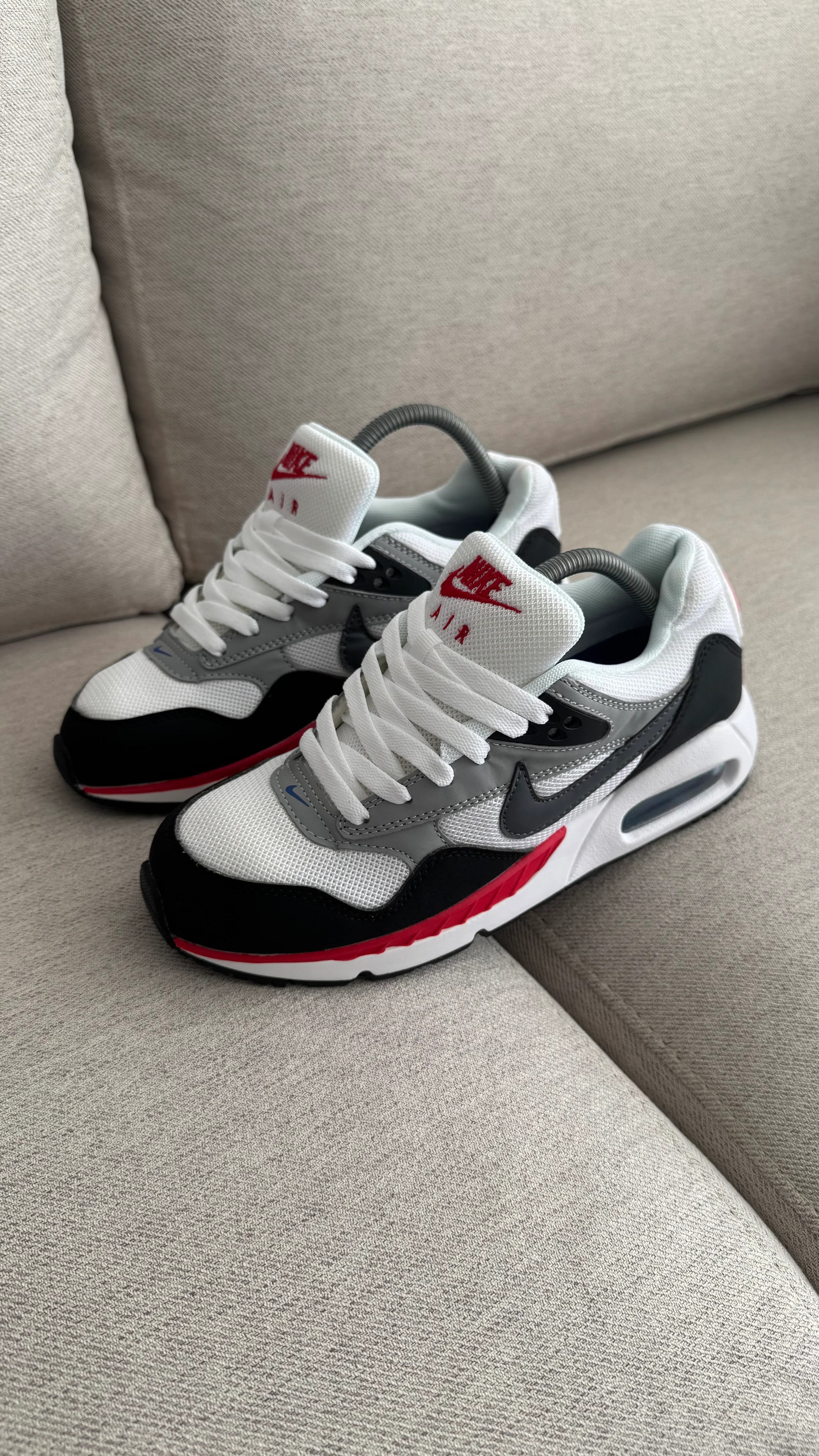 Thumb 4